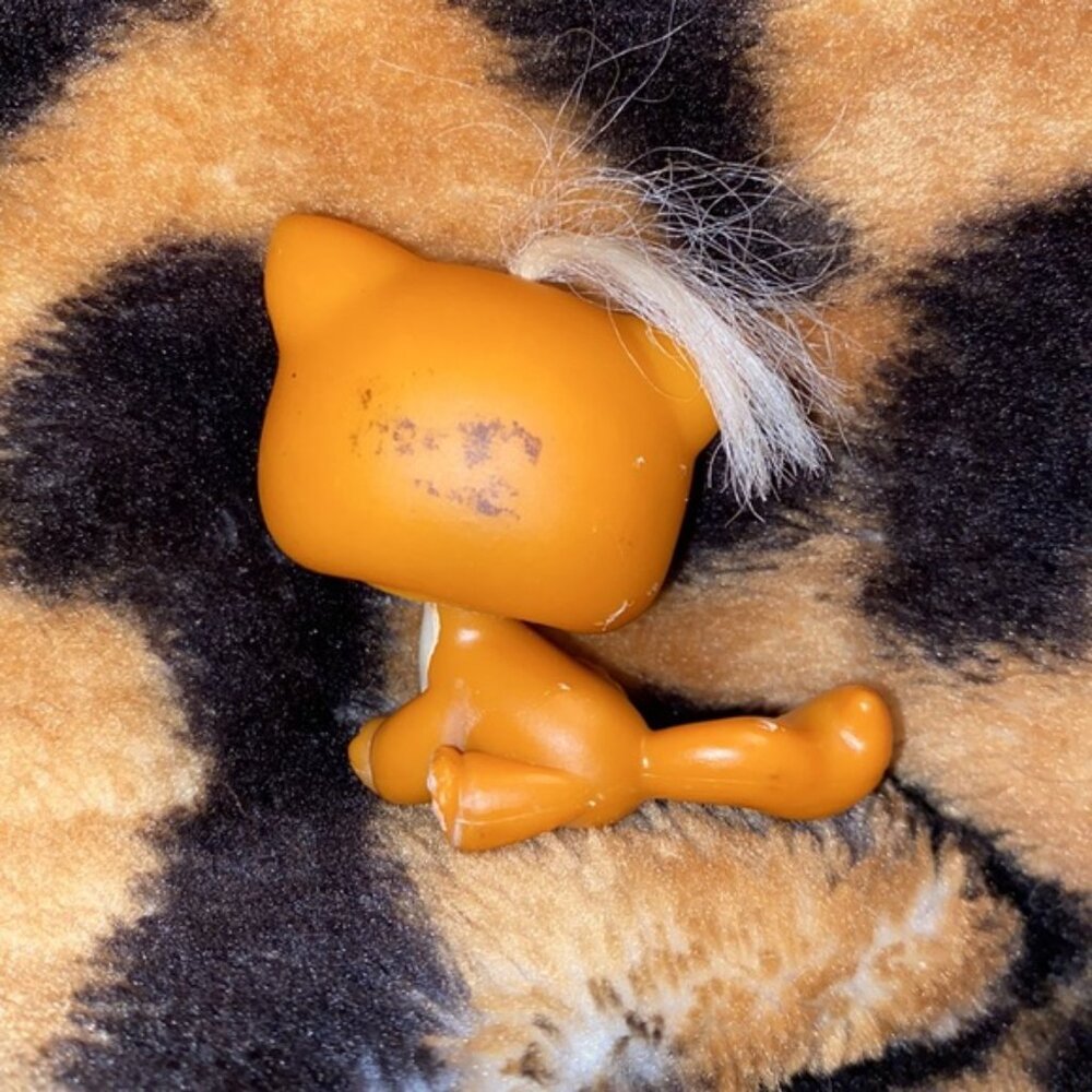 Littlest Pet Shop Cat 2004 - Picture 2 of 12